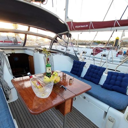 Hotel Yacht Oceanis Clipper à Las Galletas Extérieur photo